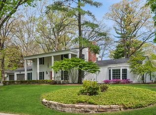 14 Oxford Dr, Lincolnshire, IL 60069