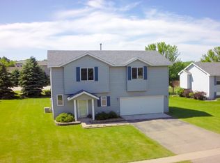930 Herbert St, Jordan, MN 55352