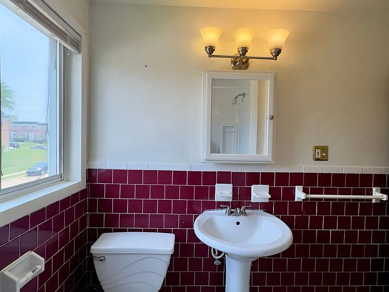 5731 Denwood Ave — Photo 13
