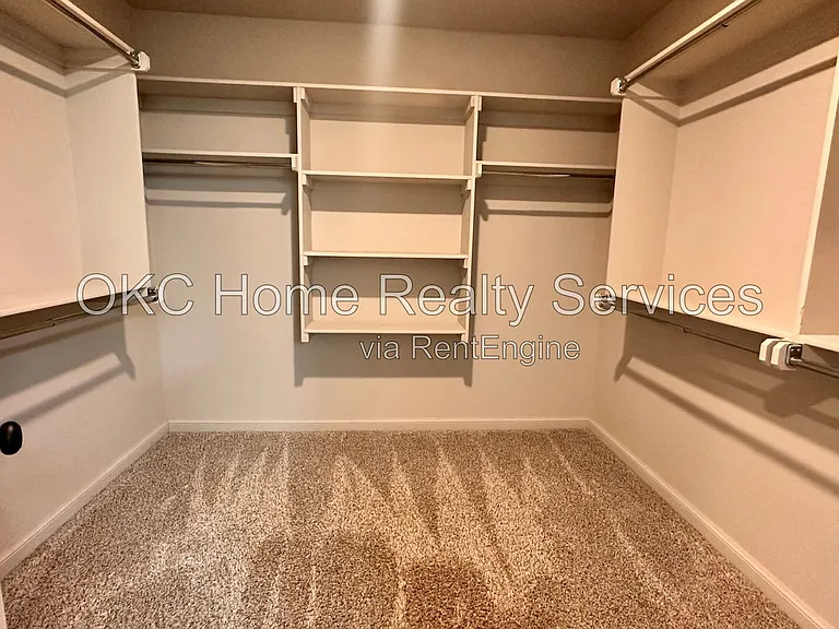 7724 Windstone Dr — Photo 26