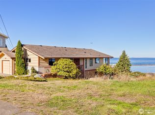1426 W 4th St, Port Angeles, WA