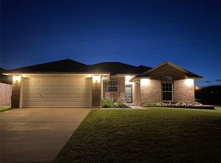 8213 Hillers Rd, Oklahoma City, OK 73132