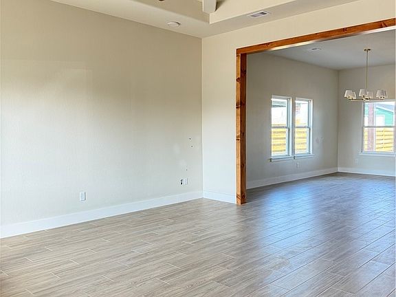 3rd image of 2418 Reyhans Way