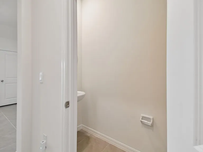 32895 Regent Canal St — Photo 11