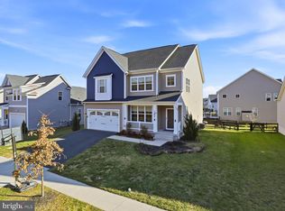 17904 Ridgewood Pl, Round Hill, VA 20141