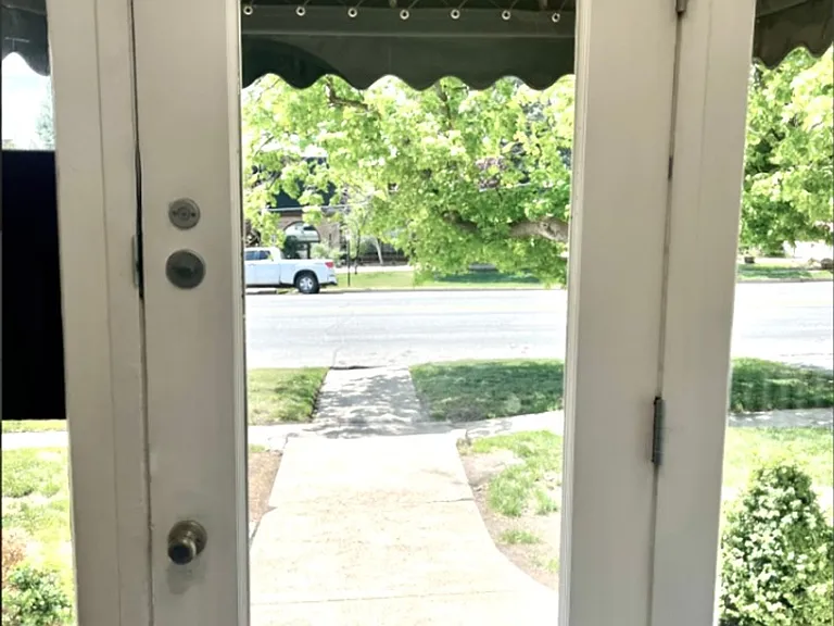 Scarsdale — Photo 19
