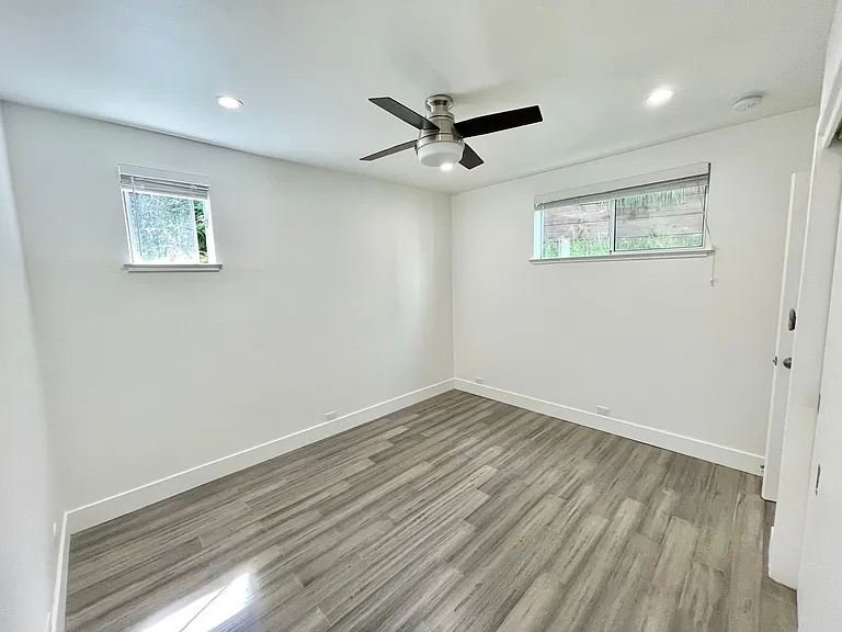 77 Bulkley Ave #1 — Photo 9