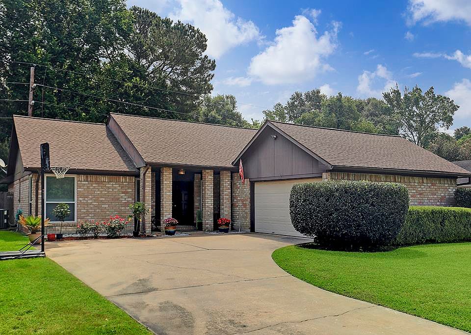 1st image of 5206 Pine Cliff Dr
