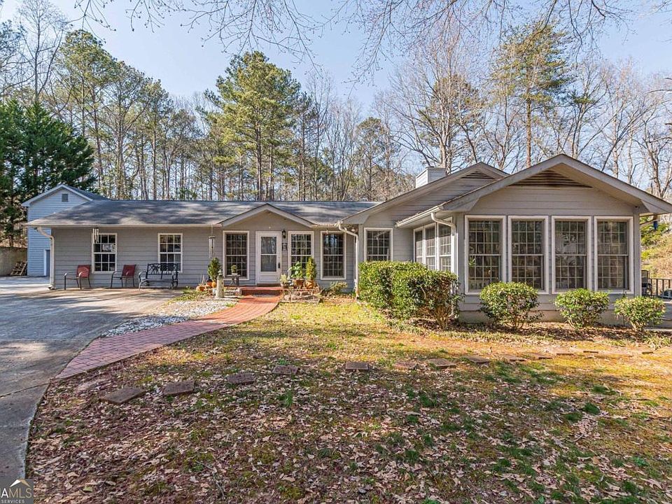 1st image of 3291 Creekside Dr SW