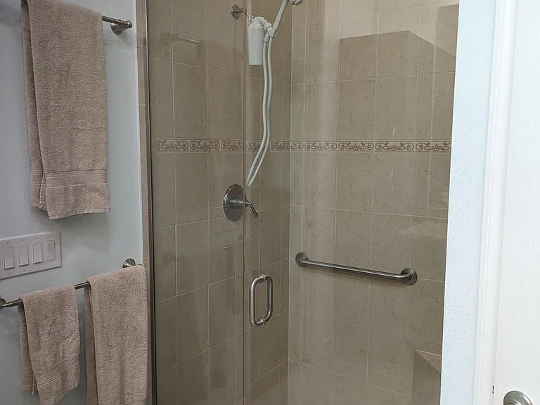 9469 Isla Bella Cir — Photo 10
