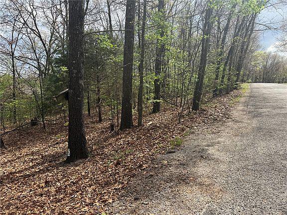 2nd image of Entry Rd #11-12