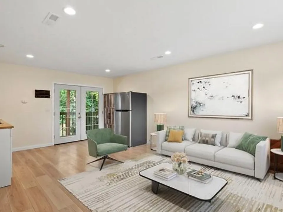 19329 142nd Pl SE #B