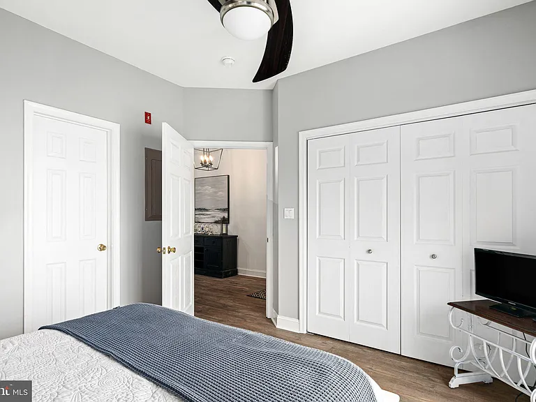 536 W Montgomery Ave — Photo 13