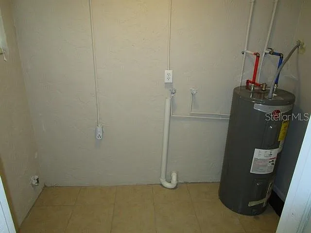 1704 Ridgewood Ln #A — Photo 11