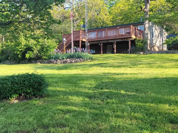 29760 Zenith Ln, Edwards, MO 65326