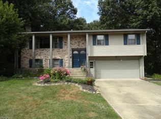 321 Orchard Ct, Columbiana, OH 44408