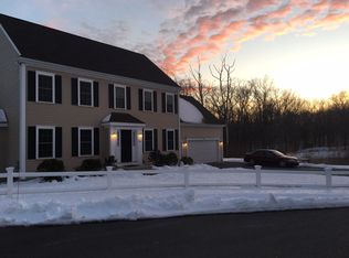 93 Wampum St, Weymouth, MA 02190