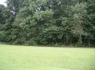 16 Lambert Rd, Westmoreland, TN 37186