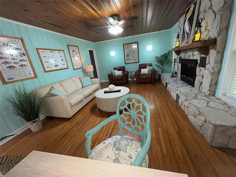 1963 Ripon Dr — Photo 9