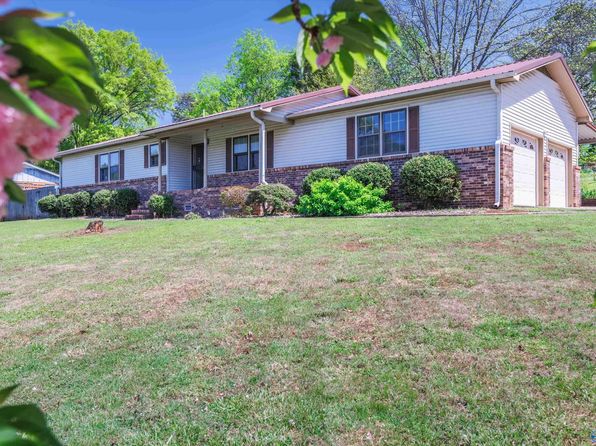 4906 Middleton Ln NW, Huntsville, AL 35816