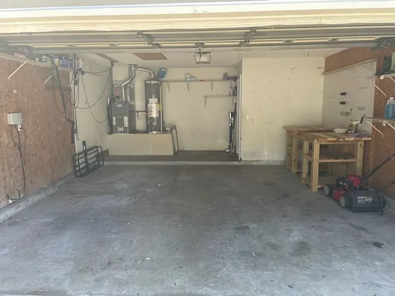 132 Menzel St — Photo 26