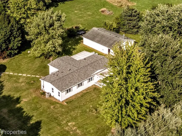 5468 Lippincott Rd, Lapeer, MI 48446