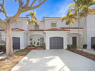 941 SW 148th Pl, Miami, FL 33194