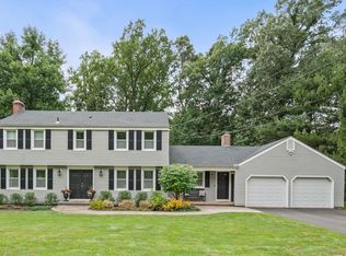 81 Founders Rd, Glastonbury, CT 06033