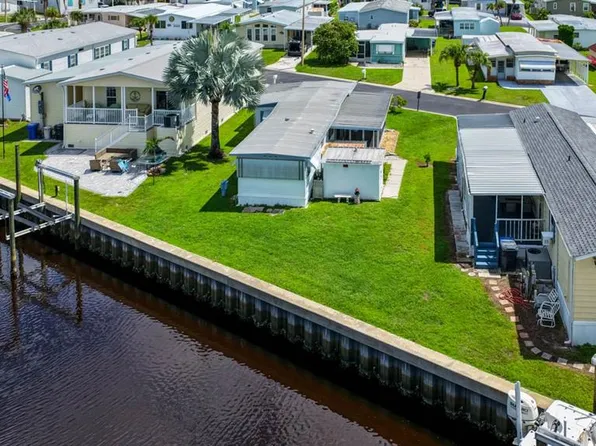 116 W SAINT JOHNS WAY, APOLLO BEACH, FL 33572