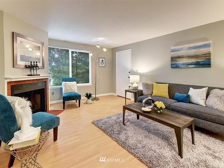 9398 Redmond Woodinville Rd NE — Photo 6