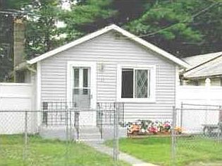 2nd image of 57 Salem Pl