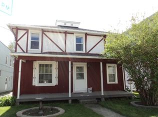 211 S Main St, Reeseville, WI 53579