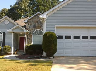 2760 Emerald Springs Dr, Lawrenceville, GA 30045