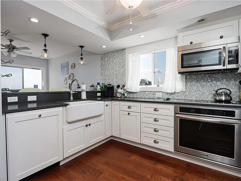 26000 Hickory Blvd #701 — Photo 3