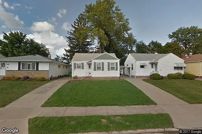 12405 Southern Ave photo 1