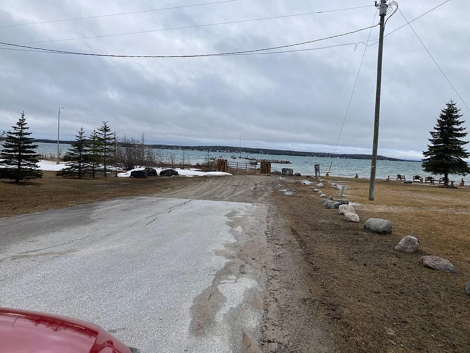 2nd image of Old Ferry Dock Rd
