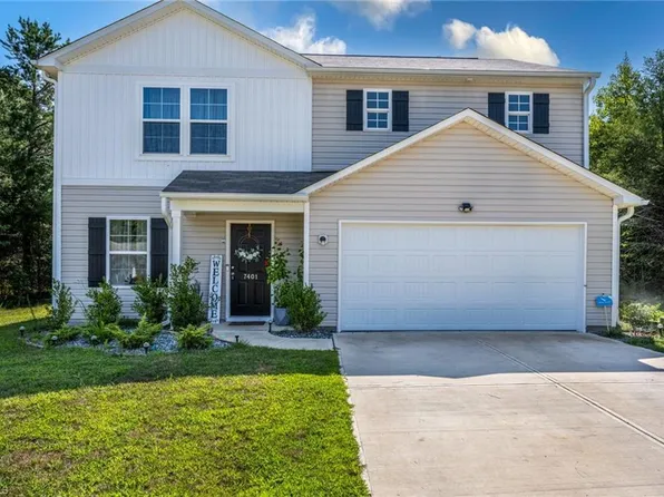 7401 Humble Farm Dr, Liberty, NC 27298