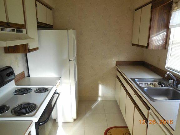 3rd image of 3750 S Atlantic Ave APT 6