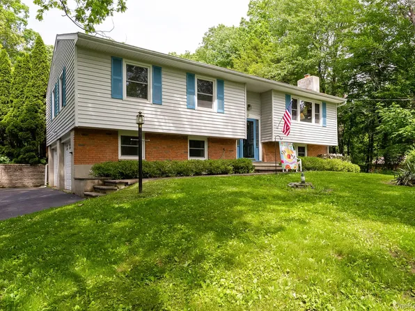 16 Dose Road, Wappingers Falls, NY 12590