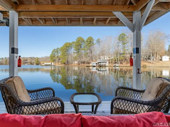 106 W Cardinal Dr, Littleton, NC 27850