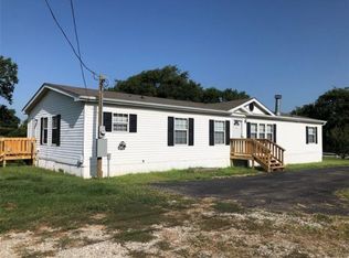 107 Cherry St, Ravenna, TX 75476