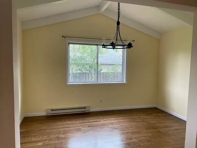 1875 Del Rosa Ct — Photo 6
