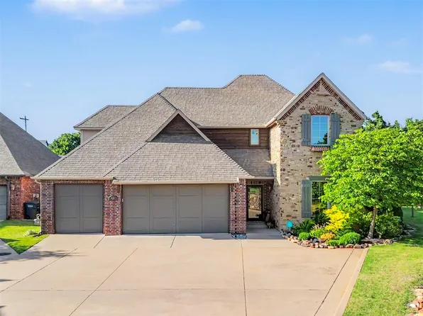 937 Villas Creek Dr, Edmond, OK 73003