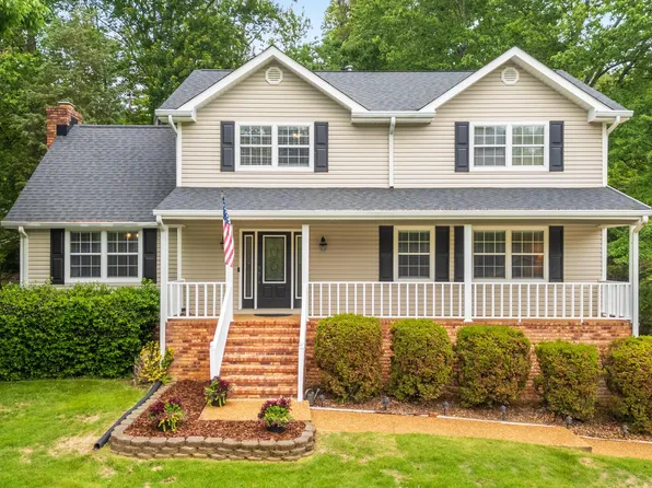 1913 Light Tower Cir, Hixson, TN 37343