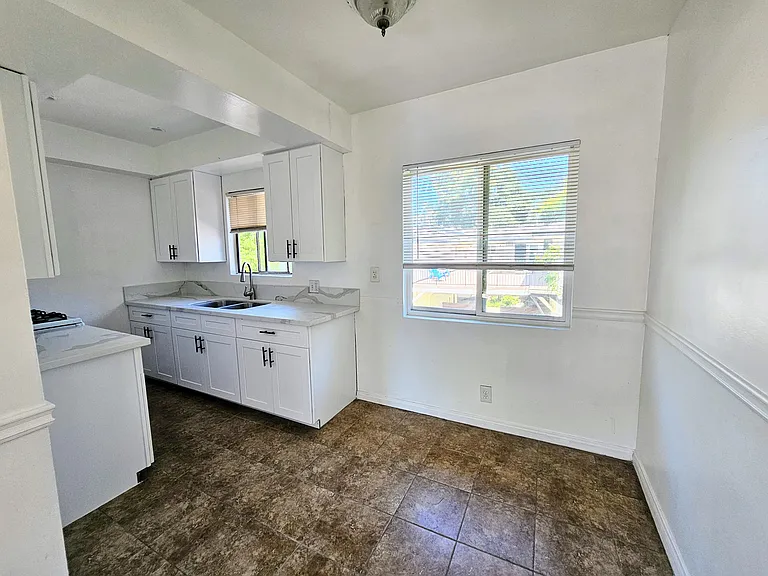 1224 Corson St #4 — Photo 17