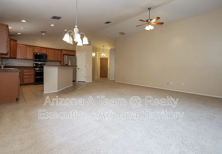 10489 E Bonpland Willow Dr — Photo 5
