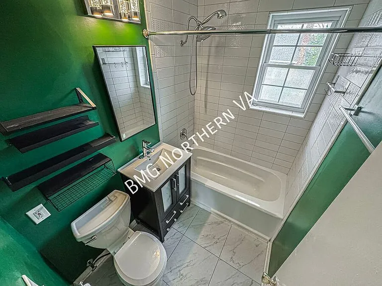 2831D S Wakefield St #D — Photo 16