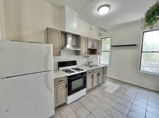 1611 Jefferson Ave APT 2R, Ridgewood, NY 11385