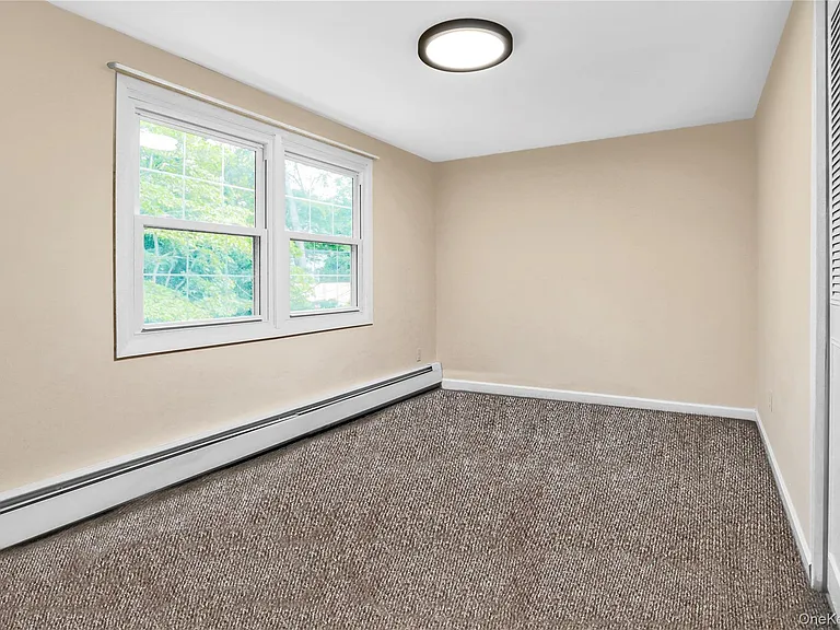 40 Seabrook Ln — Photo 10