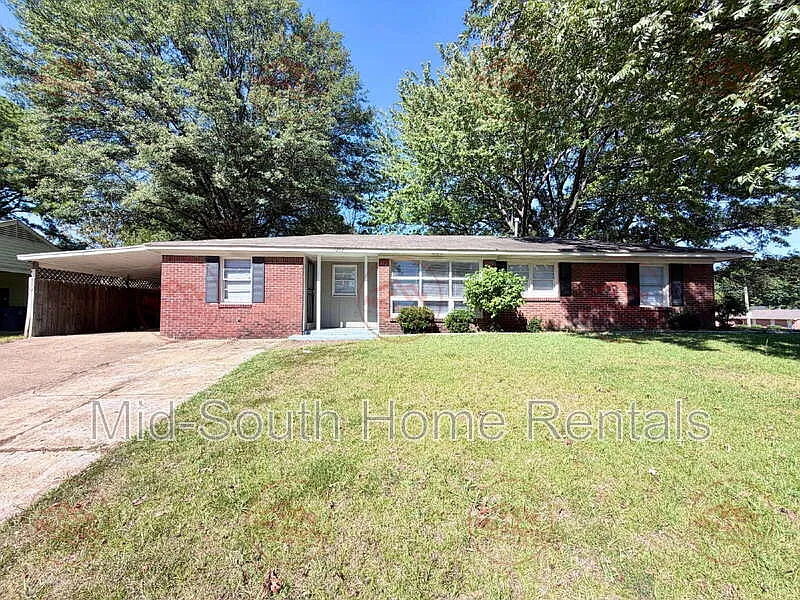 3252 Christine Rd